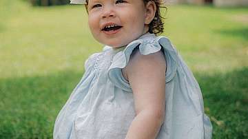 Британският принц Хари и съпругата му Меган публикуваха снимка на дъщеря си Лили