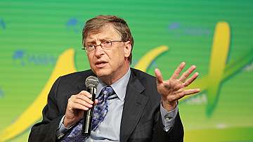 Бил Гейтс - легендарният информатик превърнал се във филантропа-милиардер