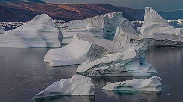 Учени разкриват ефектите от топенето на леда