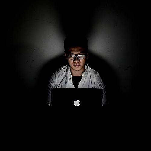 Хакери от Северна Корея хакват други хакери