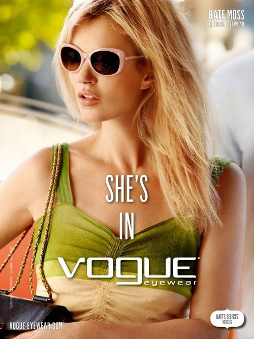 свежо Кейт Мос рекламира новите слънчеви очила на Vogue 2012