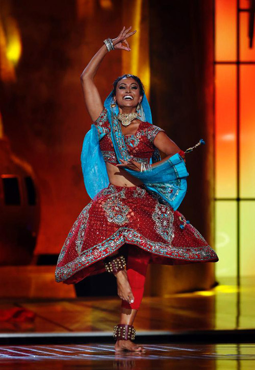 свежо индийка за първи път стана Мис Америка 2014