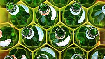 Митничари конфискуваха повече от 2000 литра бира в Русе