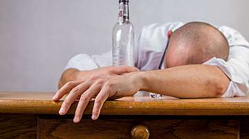Кетодиетата помага при отказ от алкохол