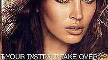 Меган Фокс рекламира новия аромат Instinct от Avon