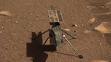 НАСА насрочи първия полет на хеликоптера &quot;Инджинюъти&quot; на Марс