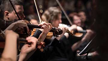 Юлиан Рахлин дирижира първия за годината концерт на Софийската филхармония