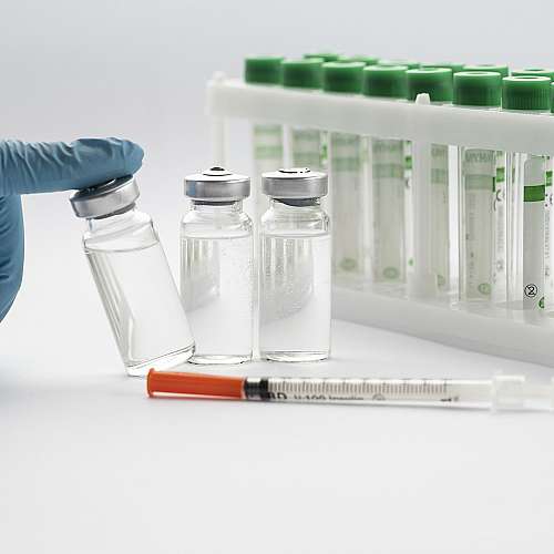 Южноафриканският Covid-19 е по-устойчив на ваксината на Пфайзер