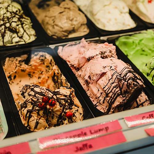 Диетолози посочват ползите и недостатъците на сладоледа